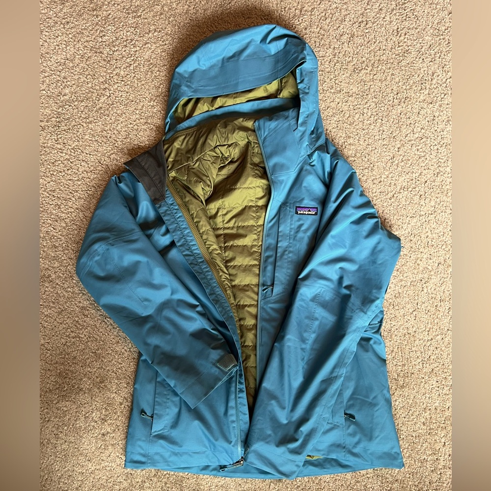 Patagonia 3-in1 Snowbelle winter jacket